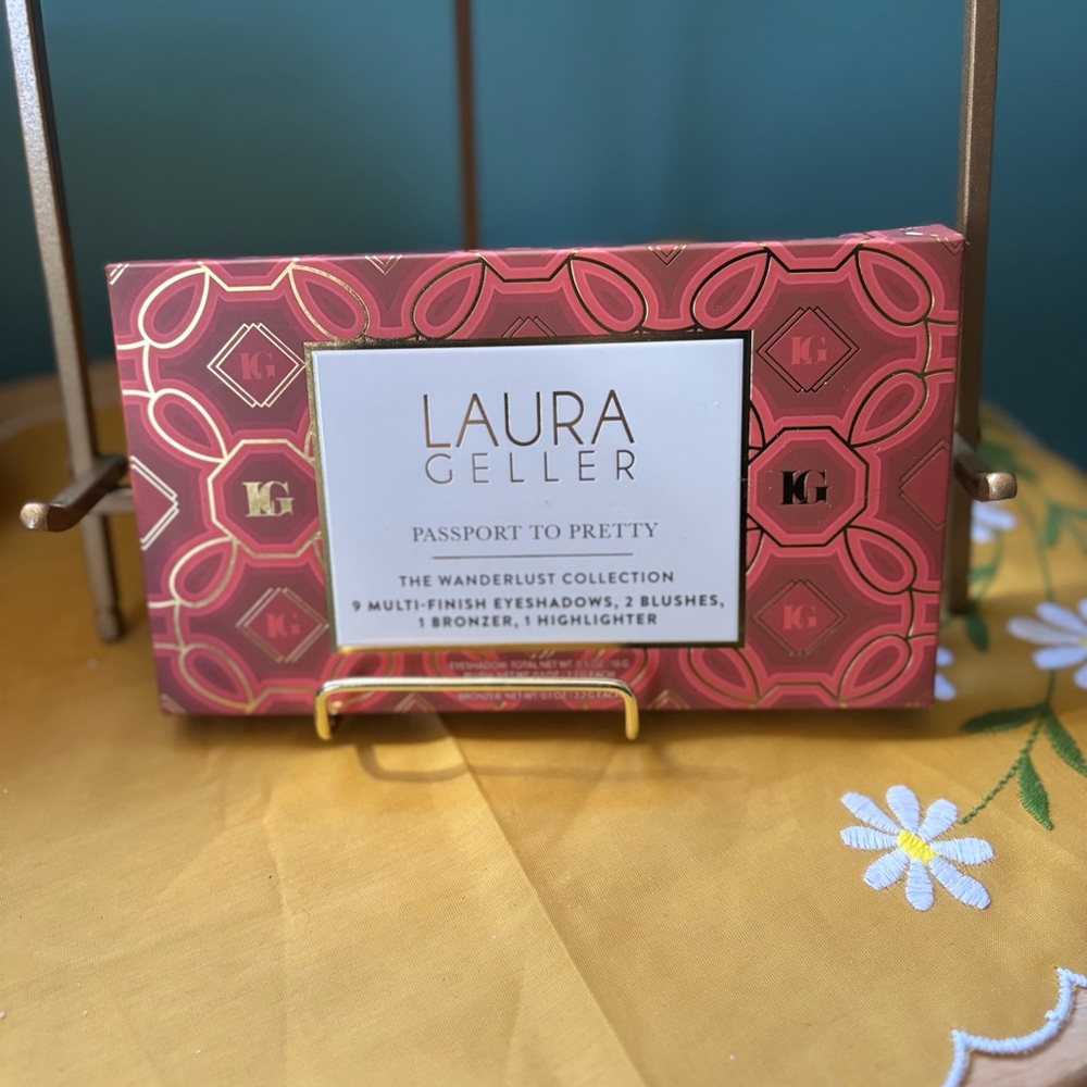 Laura Geller Face&Eye Pallett NIP